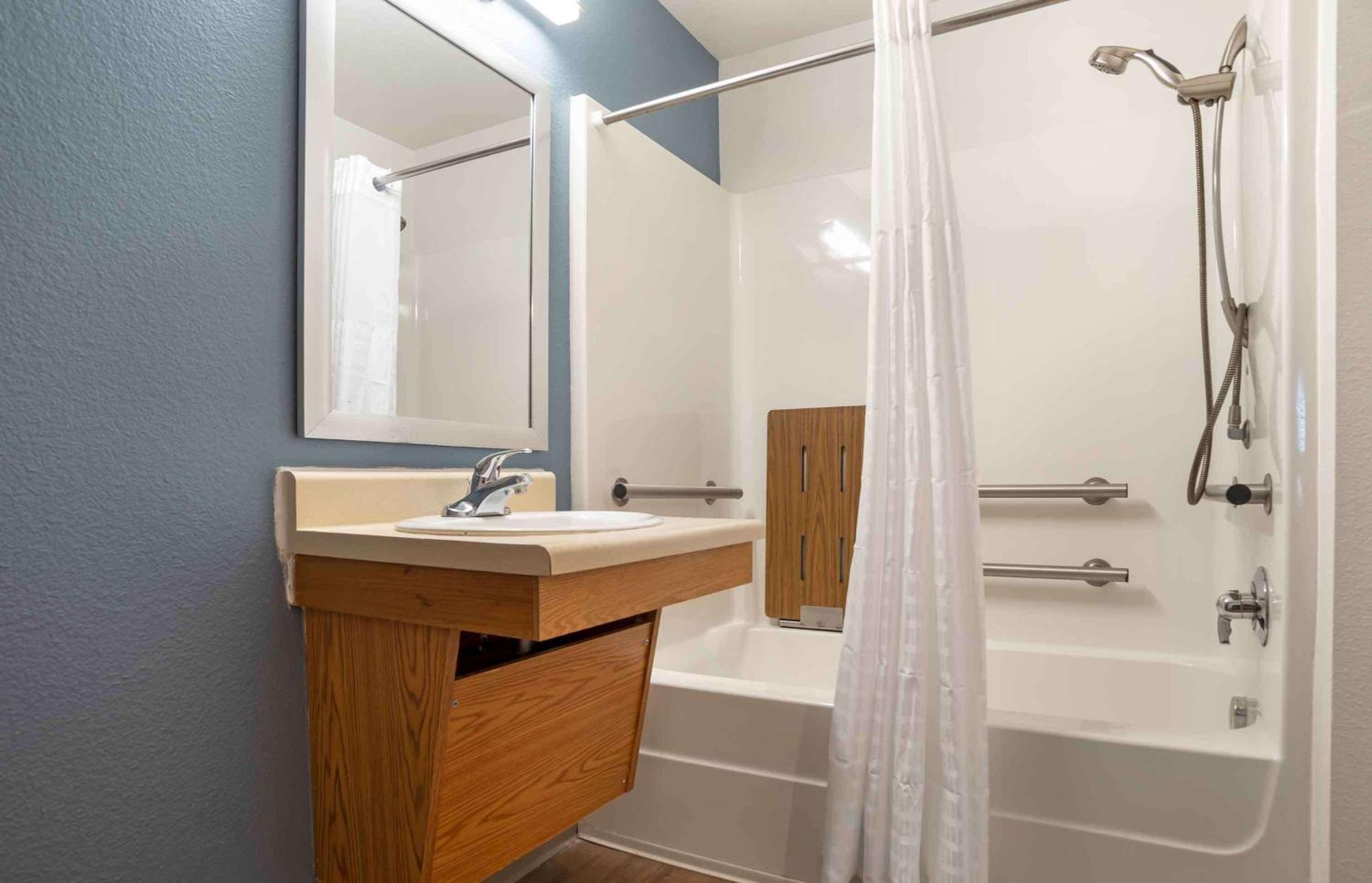 Extended Stay America Select Suites - Cleveland - Avon Ngoại thất bức ảnh