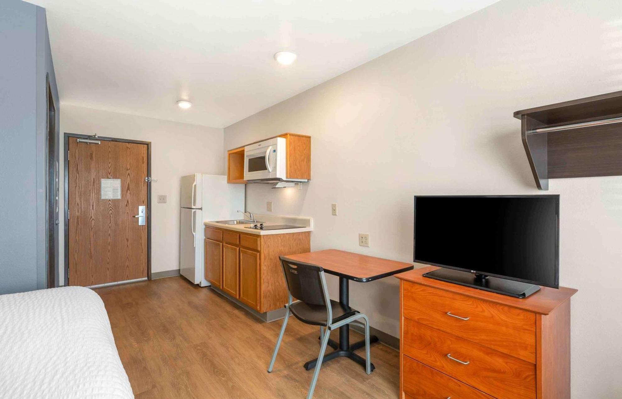 Extended Stay America Select Suites - Cleveland - Avon Ngoại thất bức ảnh