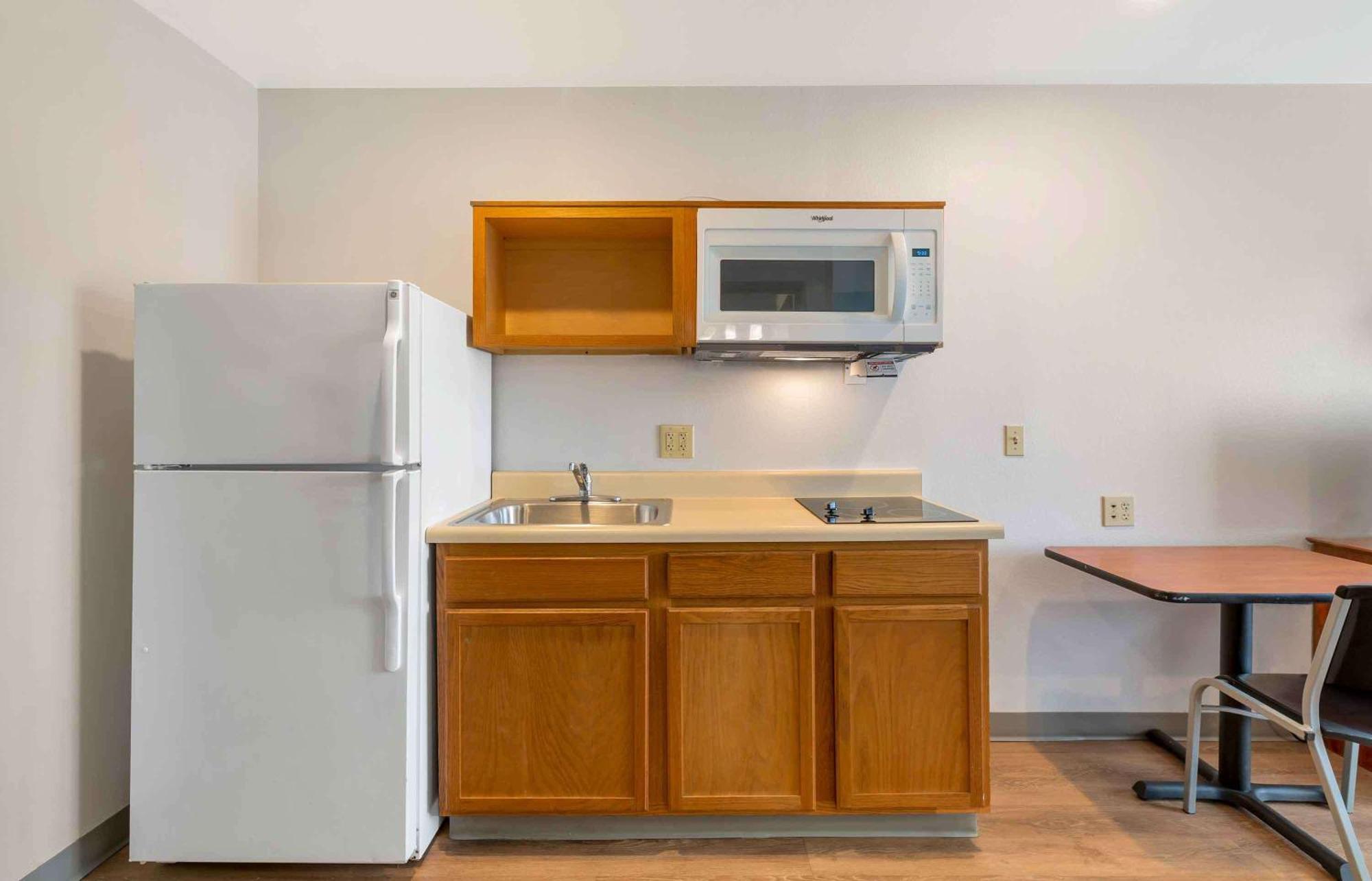 Extended Stay America Select Suites - Cleveland - Avon Ngoại thất bức ảnh