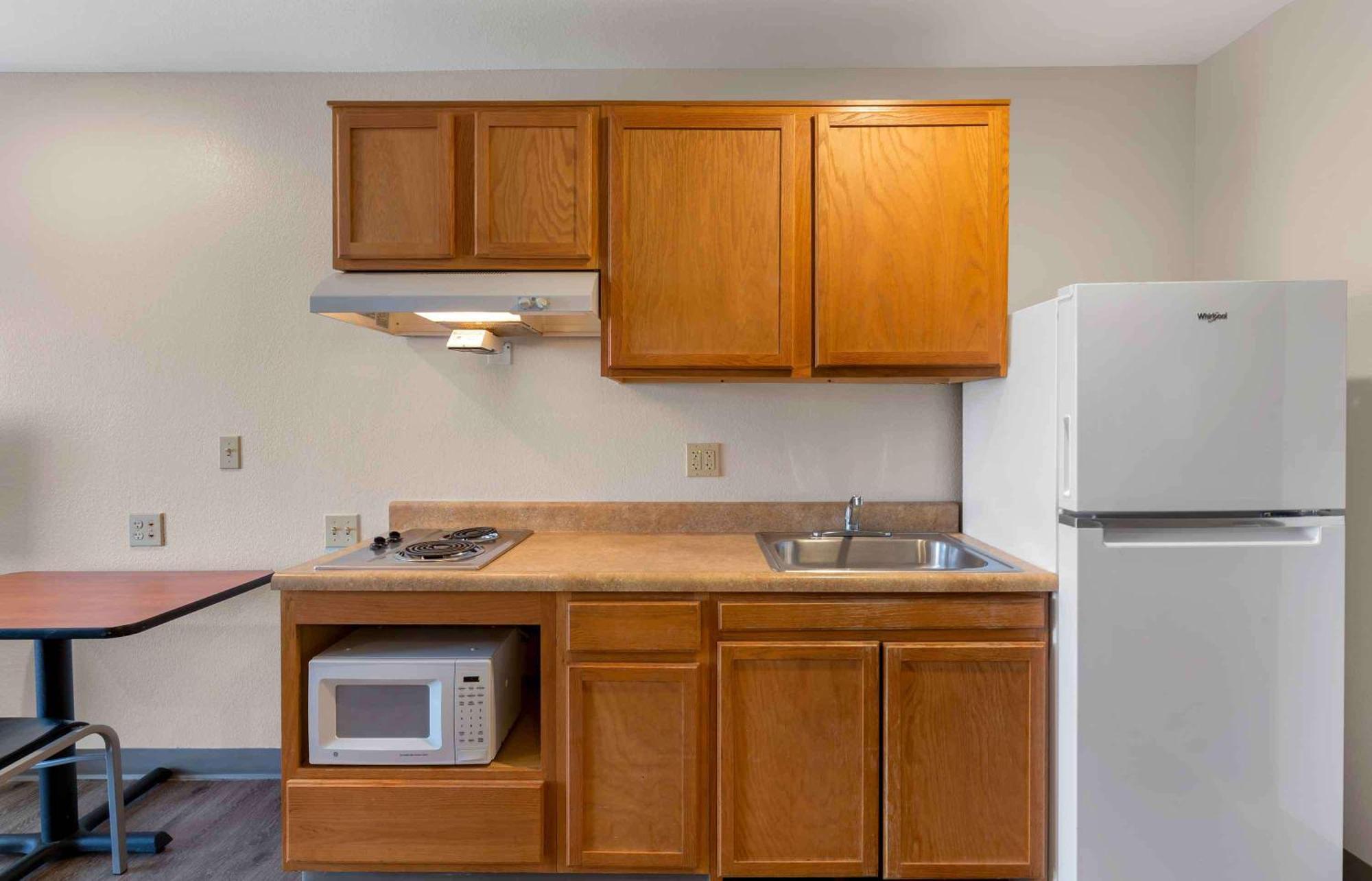 Extended Stay America Select Suites - Cleveland - Avon Ngoại thất bức ảnh